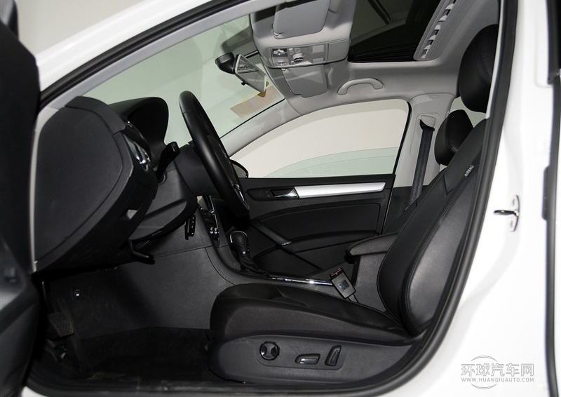 2014款 1.8TSI DSG尊榮導航版