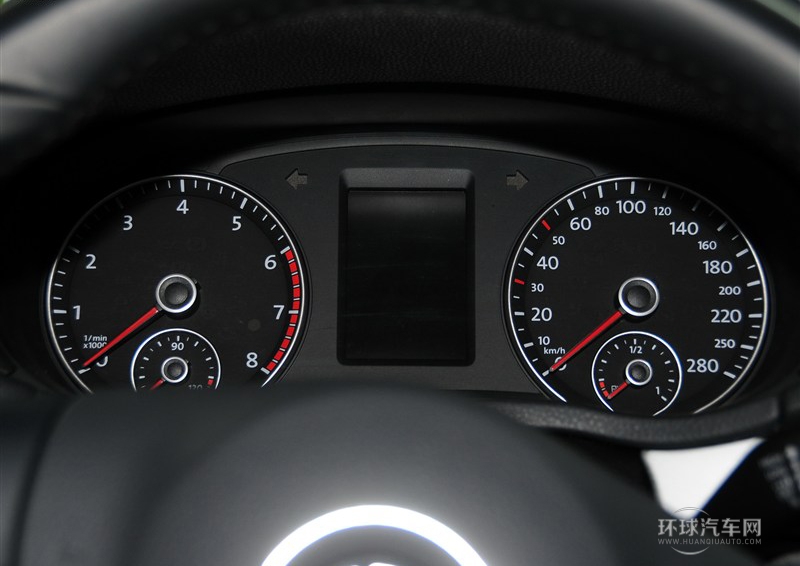 2014款 1.8TSI DSG尊榮導(dǎo)航版