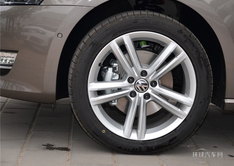 2014款 2.0TSI DSG御尊導(dǎo)航版