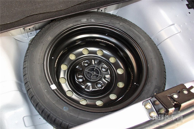 2013款 1.0L 手動活力版