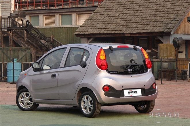 2013款 1.0L 手動(dòng)活力版