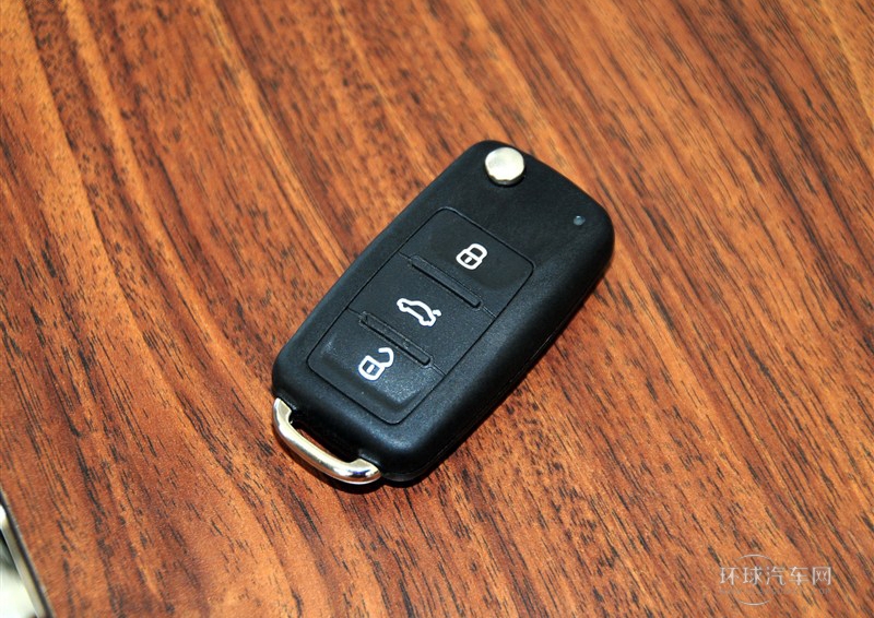 2013款 1.6L 自動舒適版