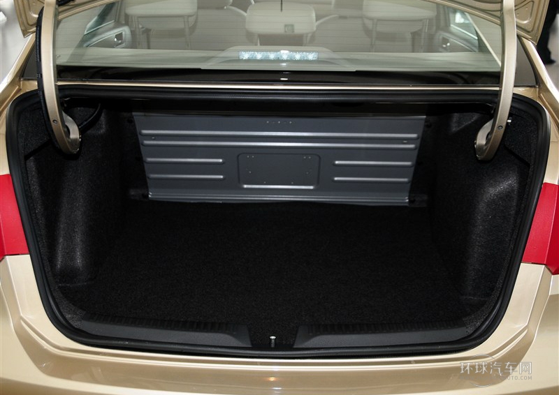 2013款 1.6L 自動舒適版