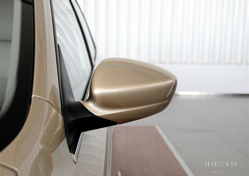 2013款 1.6L 自動舒適版