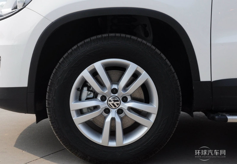 2013款 1.8TSI 自動兩驅(qū)風(fēng)尚版