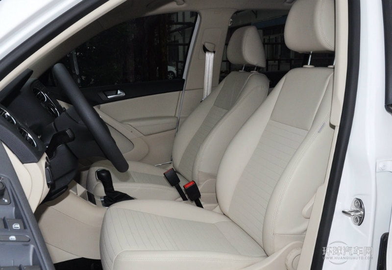 2013款 1.8TSI 自動(dòng)兩驅(qū)風(fēng)尚版