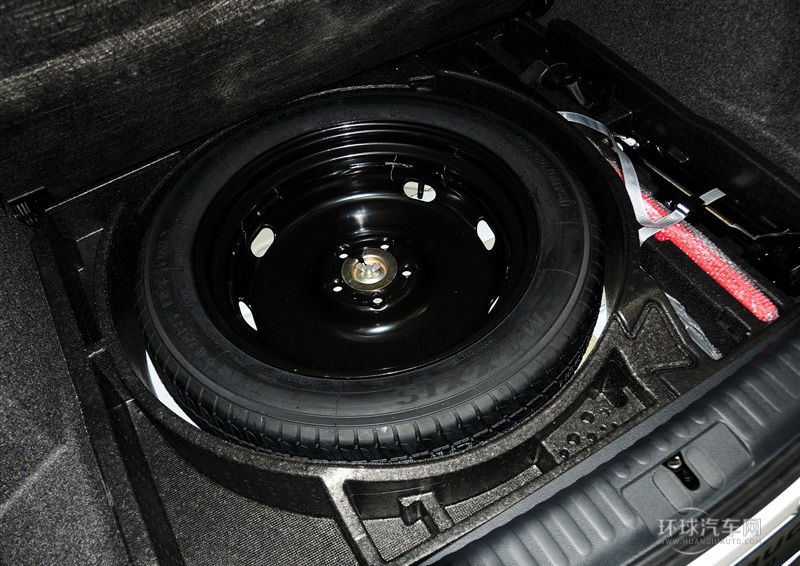 2013款 1.8TSI 自動兩驅豪華型