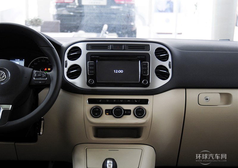 2013款 1.8TSI 自動兩驅(qū)豪華型