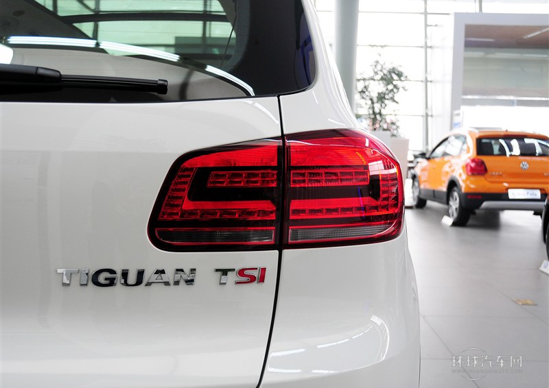 2013款 1.8TSI 自動兩驅豪華型