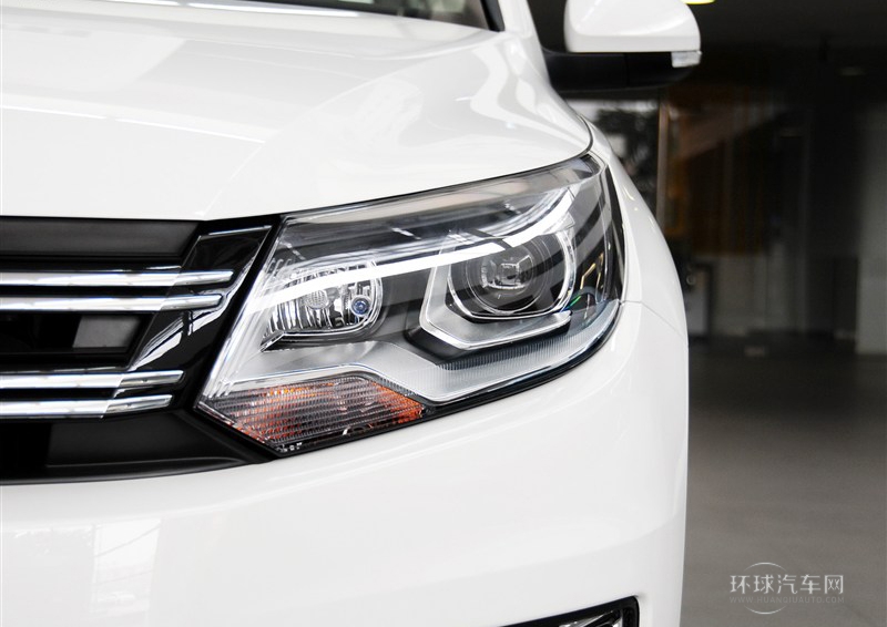 2013款 1.8TSI 自動兩驅豪華型