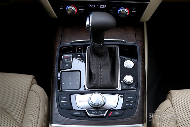 2014款 50 TFSI quattro 豪華型