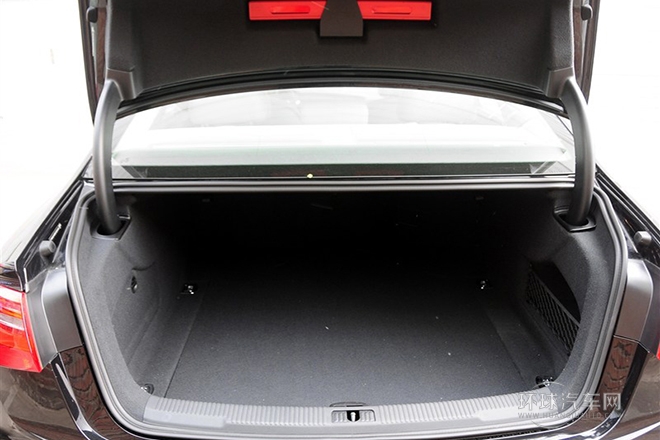 2014款 35 FSI quattro 豪華型