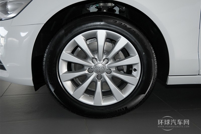 2014款 30 FSI 舒適型