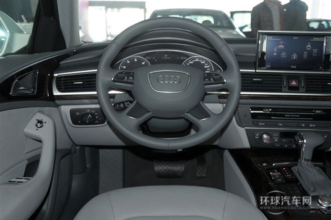 2014款 30 FSI 舒適型