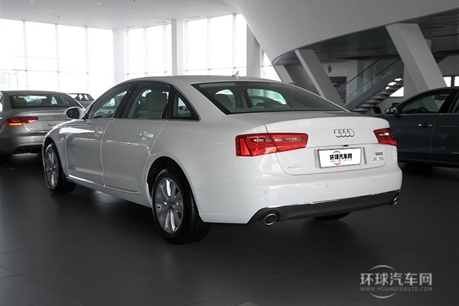 2014款 30 FSI 舒適型