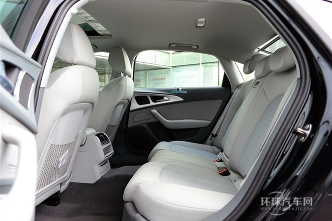 2014款 30 FSI 技術(shù)型