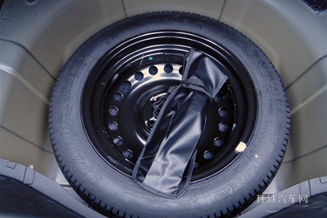 2013款1.6L手動   豪華版