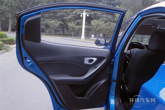 2013款1.6L手動   豪華版