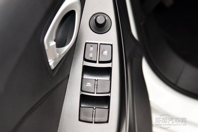 2013款1.6L手動  精英版