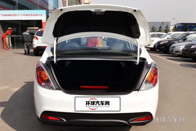 2013款1.6L手動ESP  尊貴版