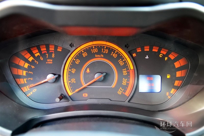 2013款1.6L手動(dòng)ESP  尊貴版