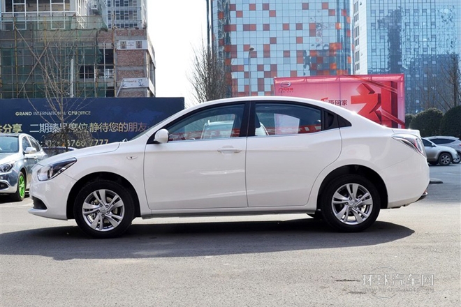 2013款1.6L手動ESP  尊貴版