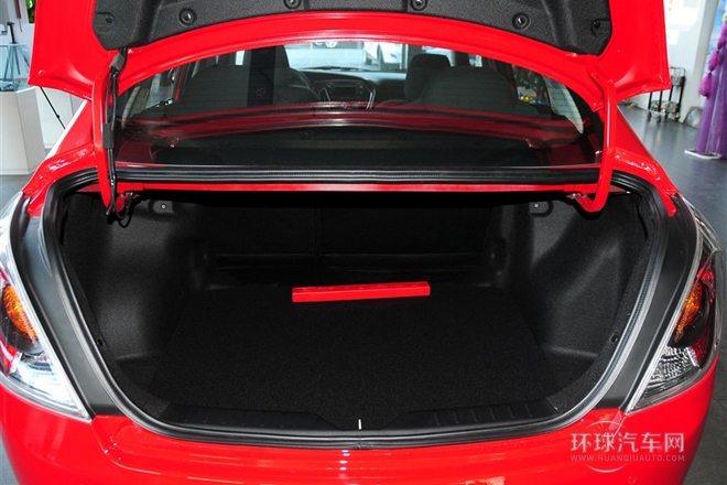 2013款1.6L自動(dòng)ESP 精英版