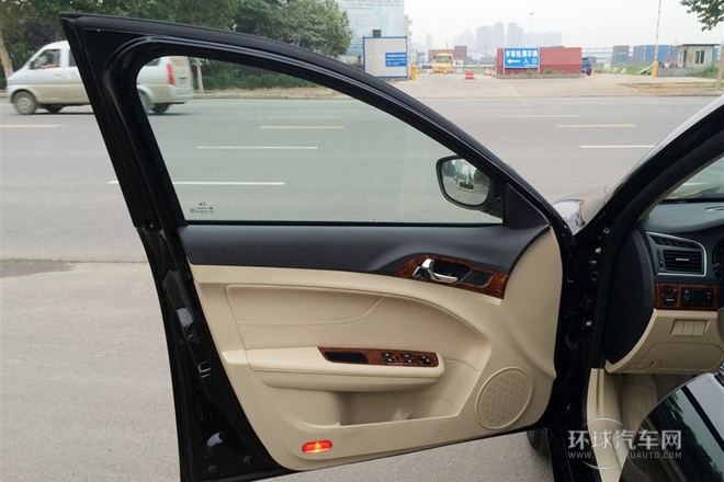 2013款 1.8L手動精英版