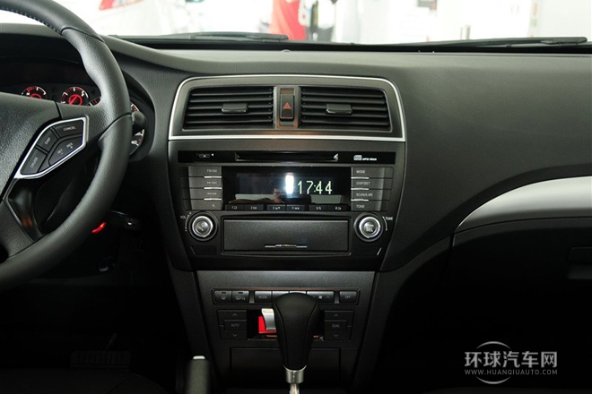 2013款 1.8T 自動精英版