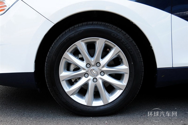 2013款 1.8T 自動(dòng)舒適版