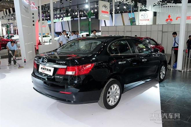 2013款 1.8T 自動五周年行政版