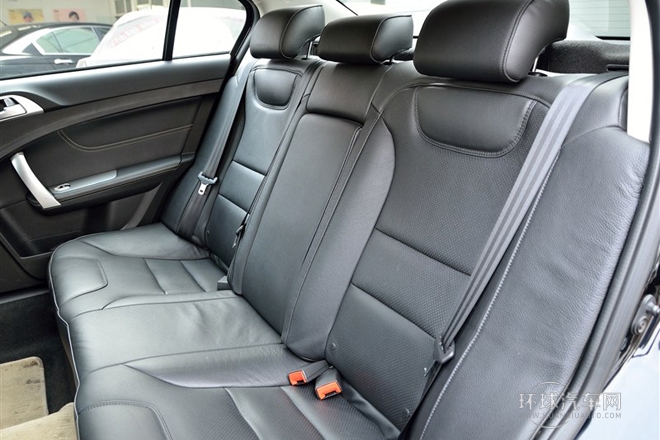 2013款 2.0L 自動(dòng)豪華版