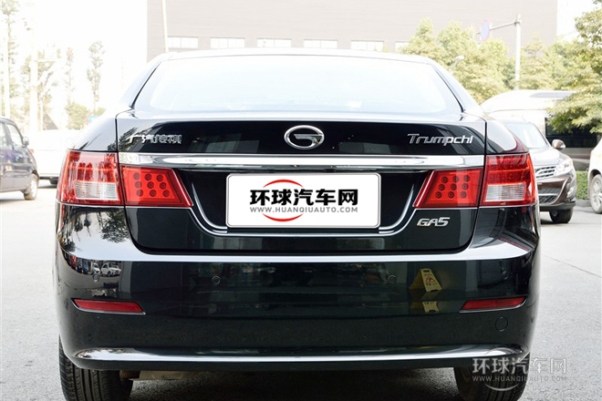 2013款 2.0L 自動豪華版