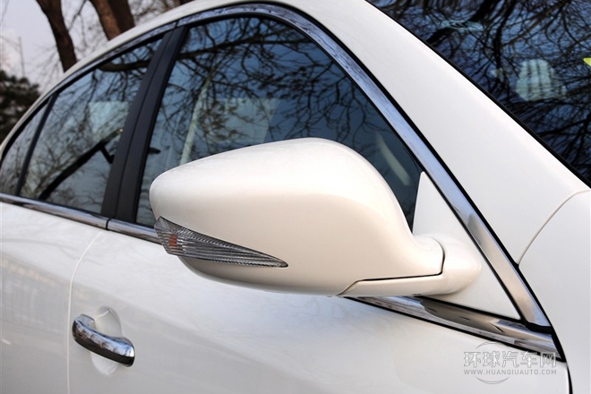 2013款 2.0L 自動精英版