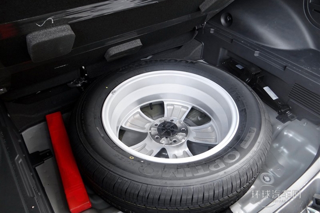 2014款 2.4L 自動四驅版GLS