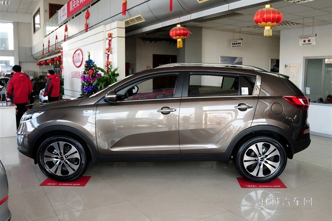 2014款 2.0L 自動(dòng)兩驅(qū)版Premium Special