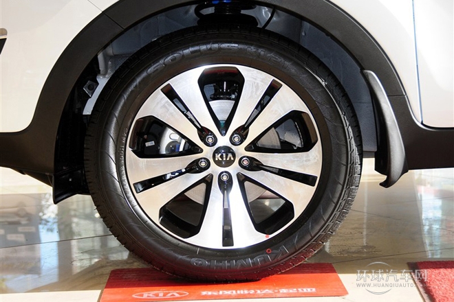 2014款 2.0L 自動兩驅版DLX