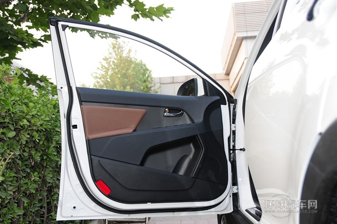 2014款 2.0L 自動兩驅版GLS