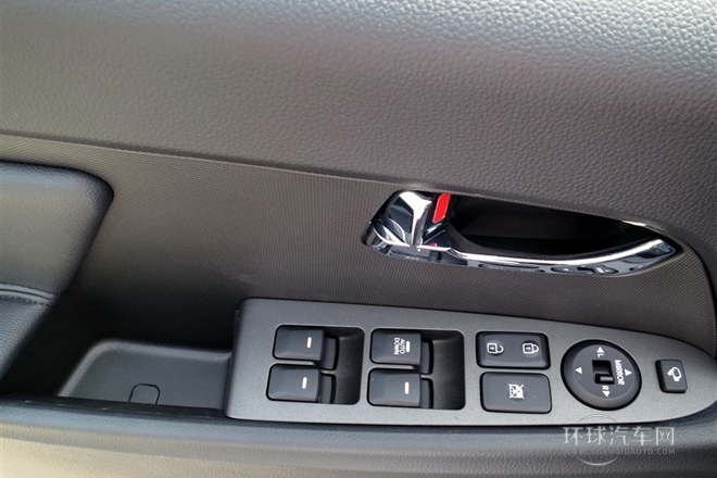 2014款 2.0L 手動兩驅版GLS