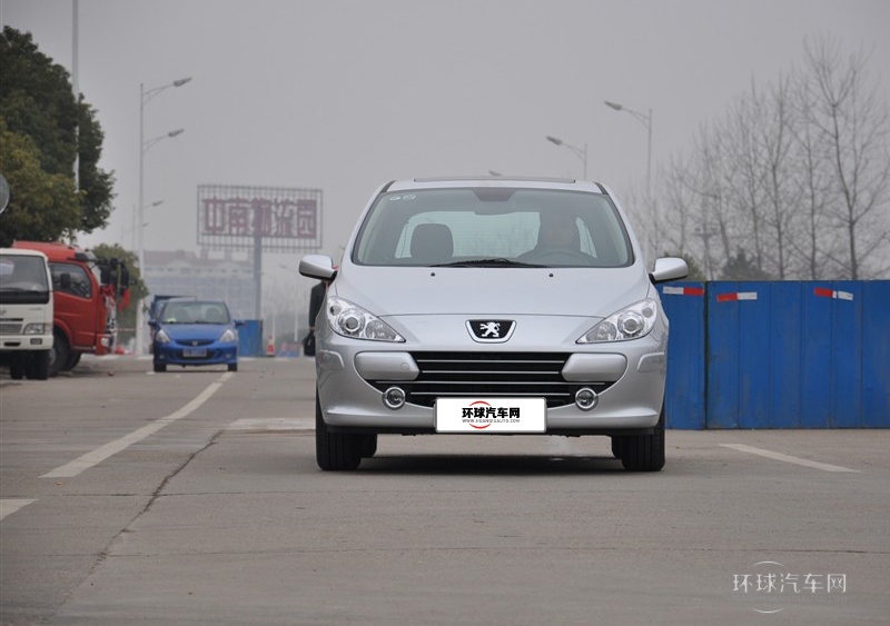 2012款 兩廂 1.6L 自動豪華版