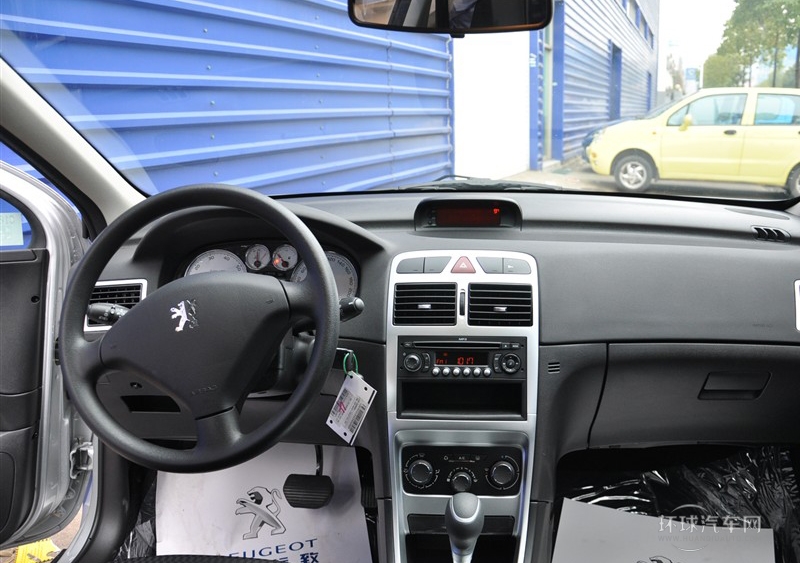 2012款 兩廂 1.6L 自動豪華版