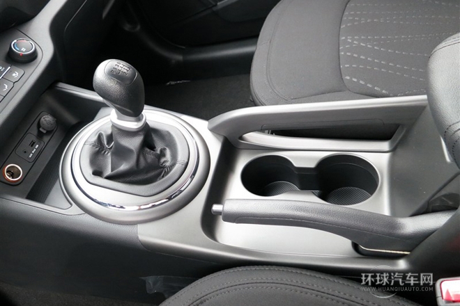 2014款 2.0L 手動(dòng)兩驅(qū)版GL