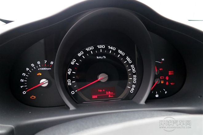 2014款 2.0L 手動兩驅版GL