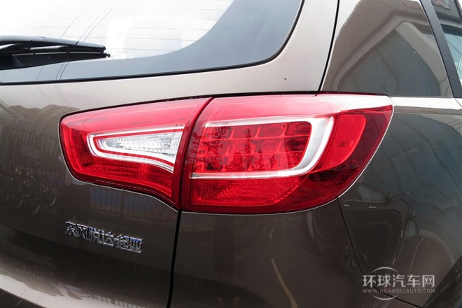 2014款 2.0L 手動兩驅版GL