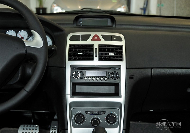 2013款 1.6L 自動CROSS