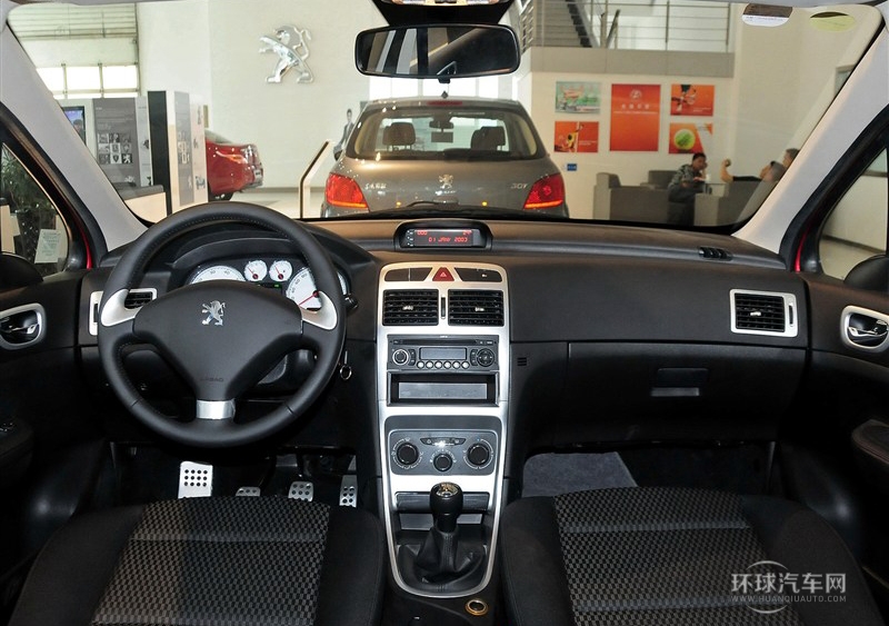 2013款 1.6L 手動CROSS