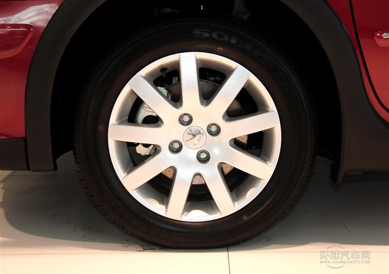 2013款 1.6L 手動(dòng)CROSS