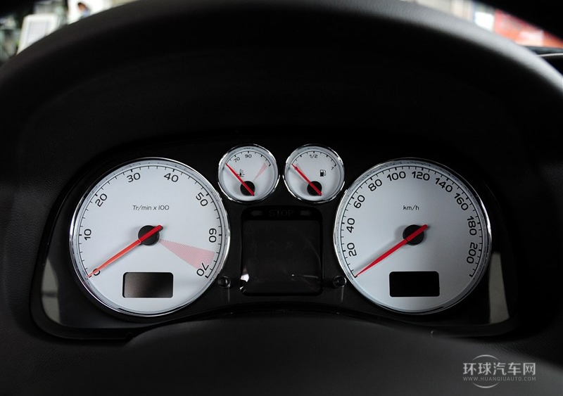 2013款 兩廂 1.6L 自動舒適版