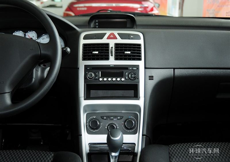 2013款 兩廂 1.6L 自動(dòng)舒適版