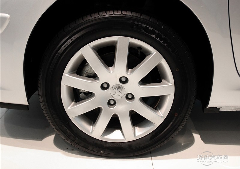 2013款 兩廂 1.6L 手動(dòng)舒適版